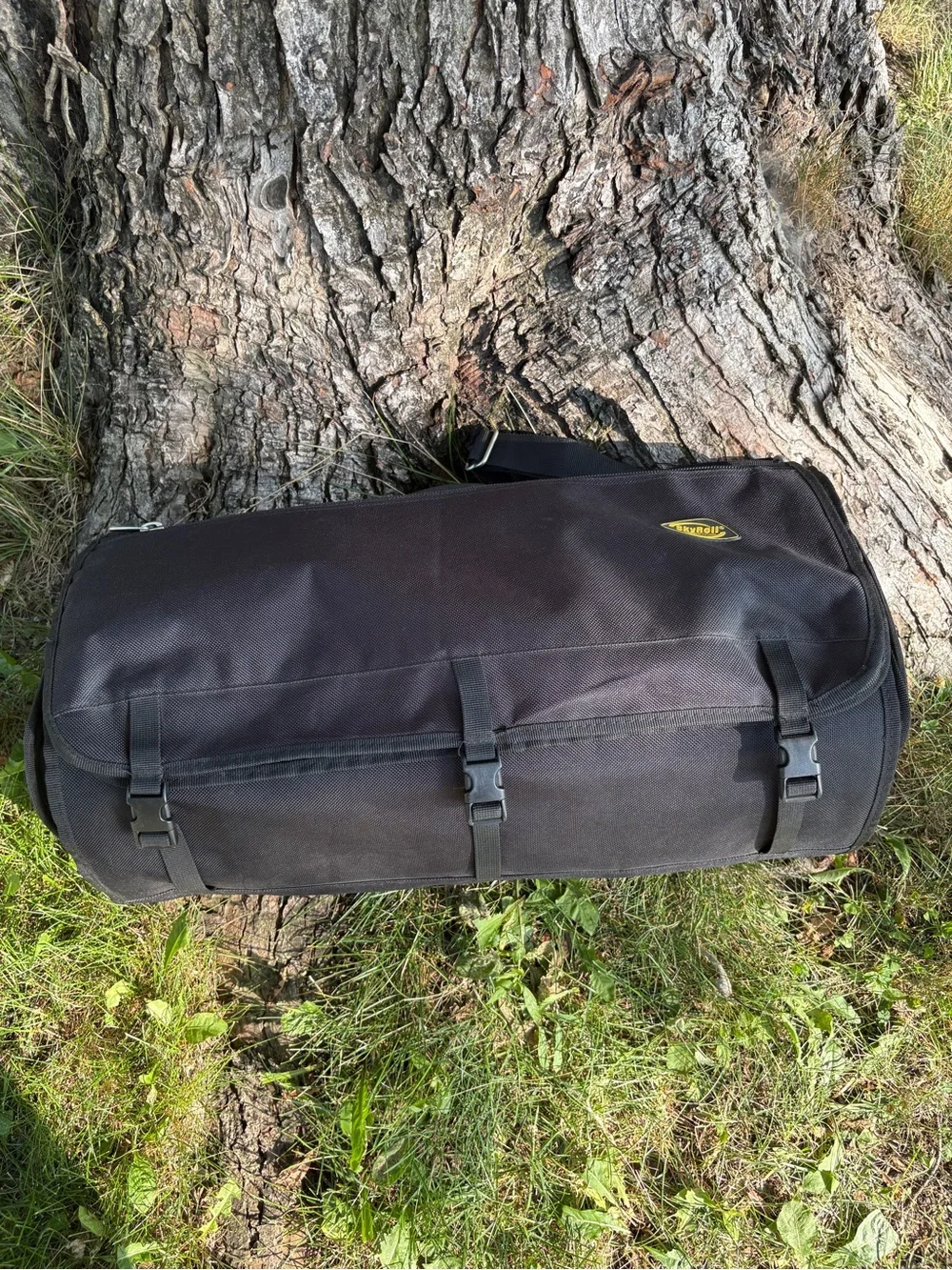 Skyroll Black Travel Roll Up Garment & Duffel Tube Bag 23” Wrinkle Free